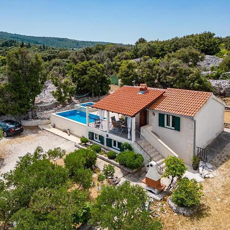 Villa Maria Škrip 외부 사진