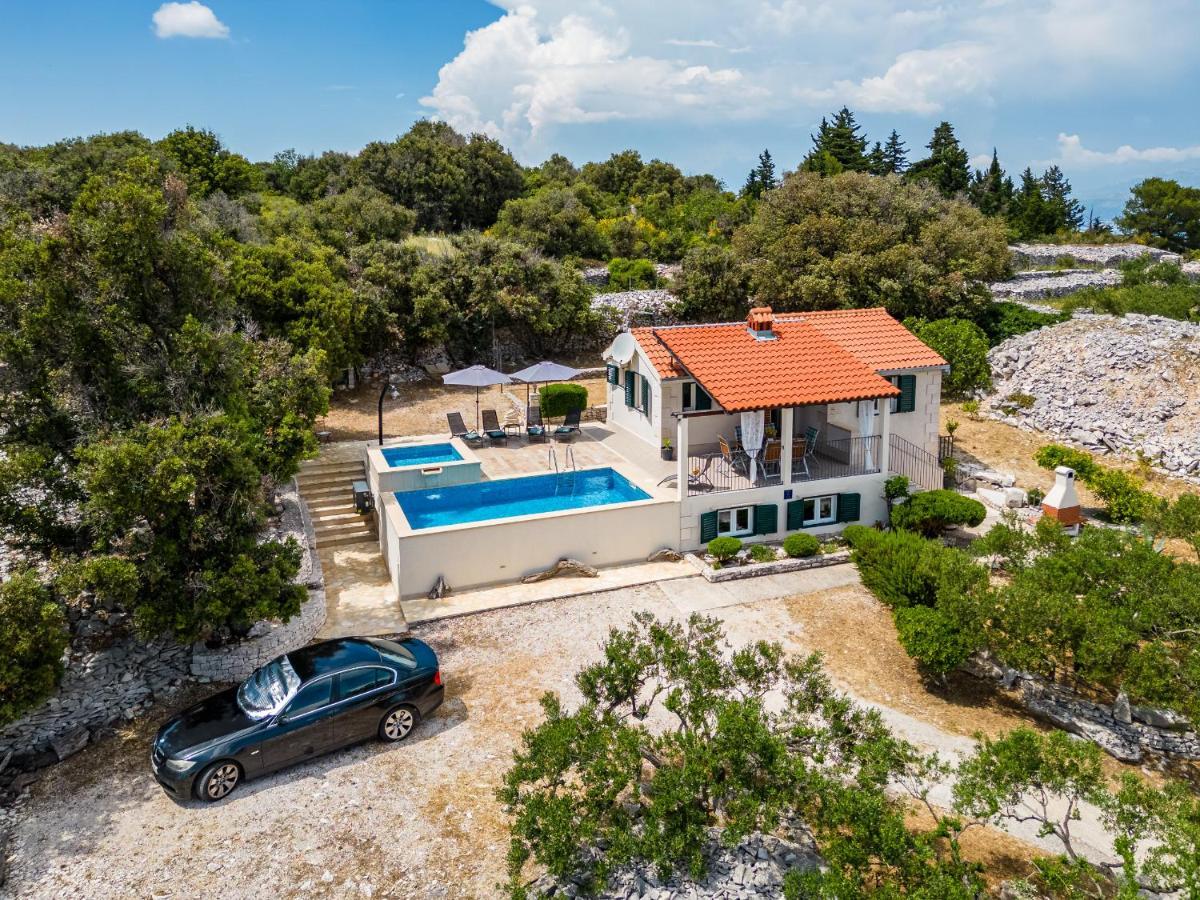 Villa Maria Škrip 외부 사진