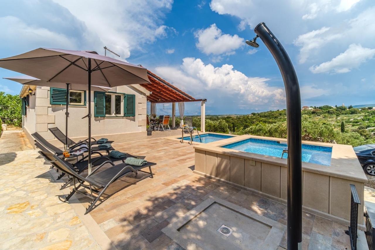 Villa Maria Škrip 외부 사진